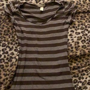 Long brown striped tee